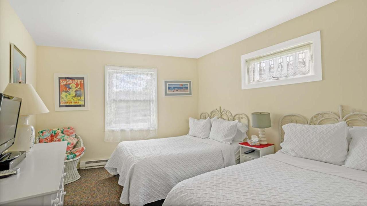Plum Resort 3*