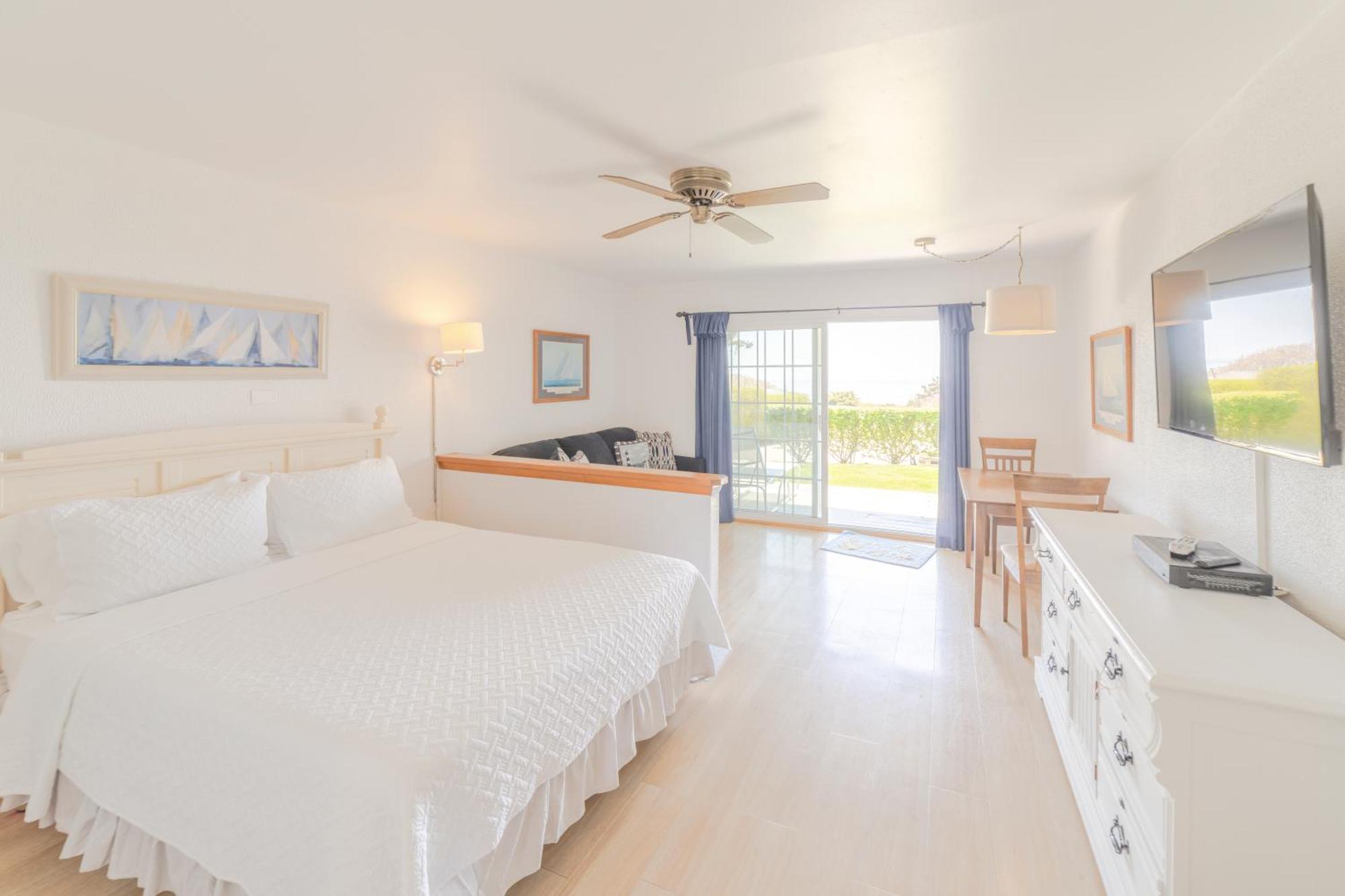 Plum Resort 3*